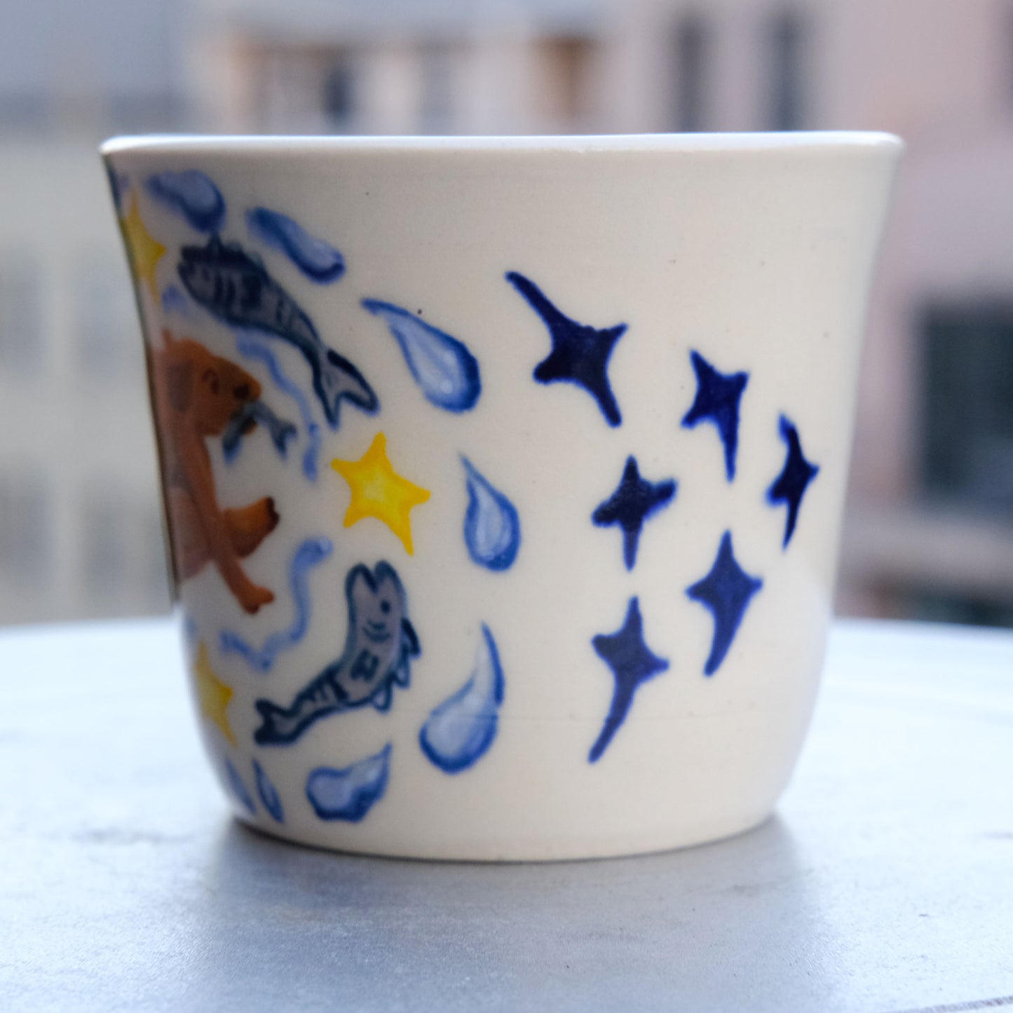 dog cup (fish)