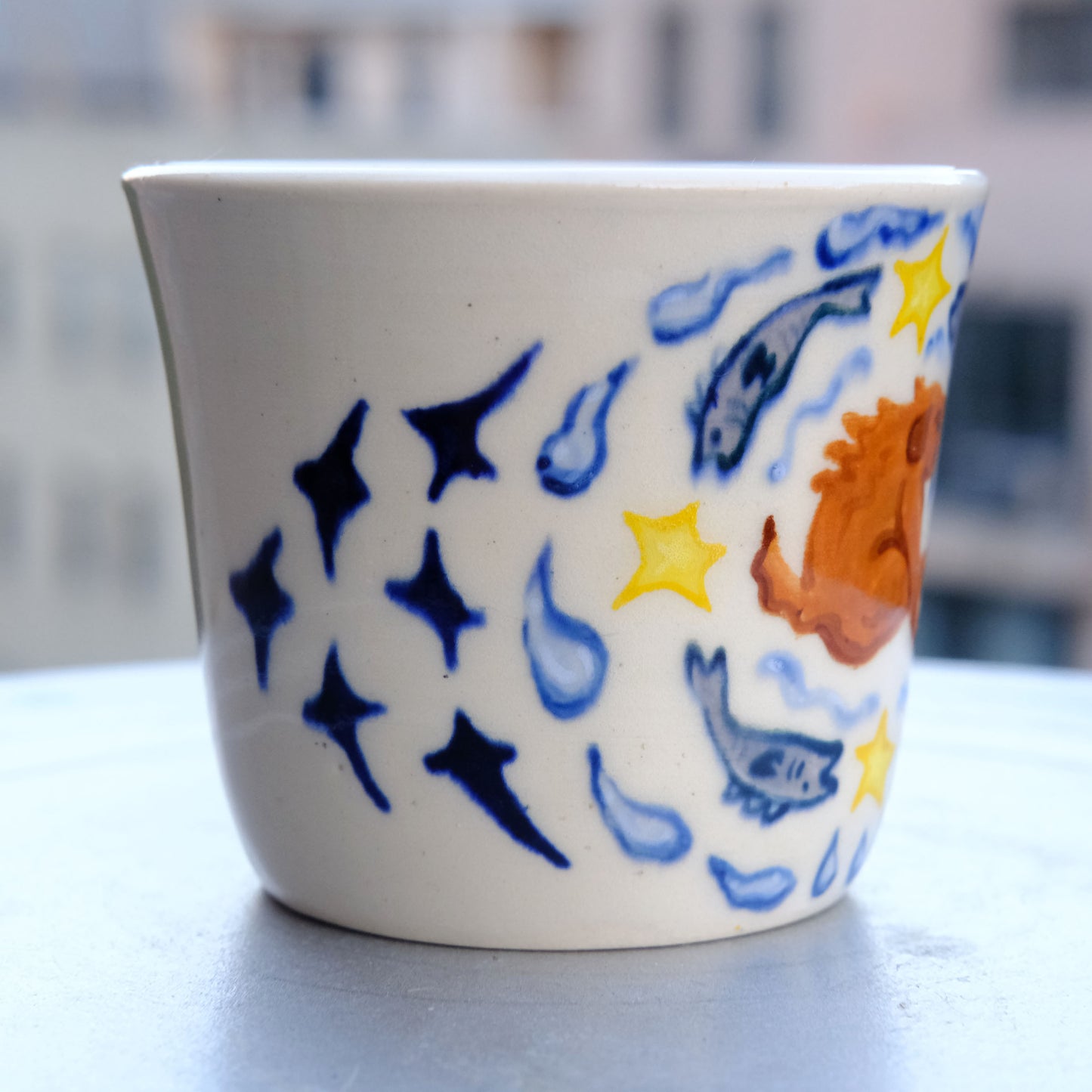 dog cup (fish)