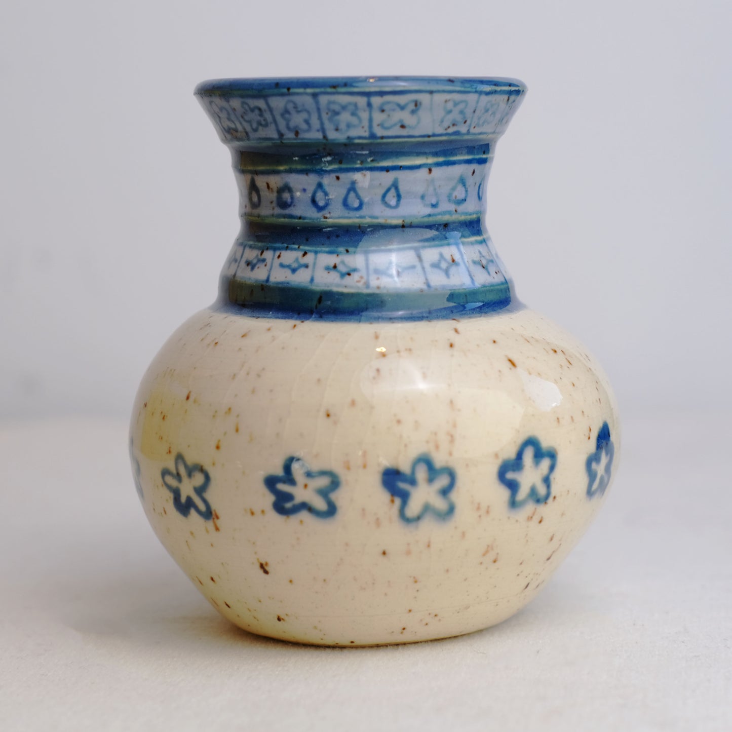 wildflower horse vase