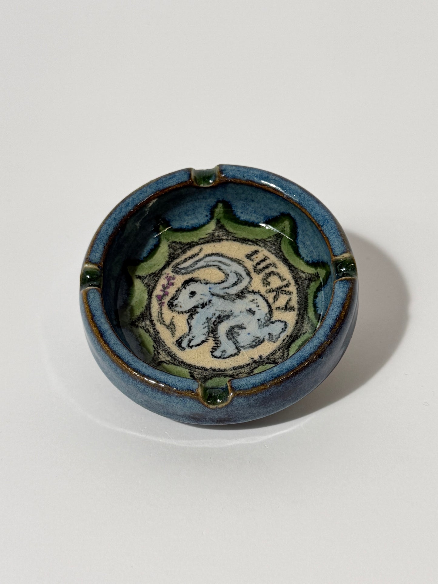 lucky rabbit ashtray