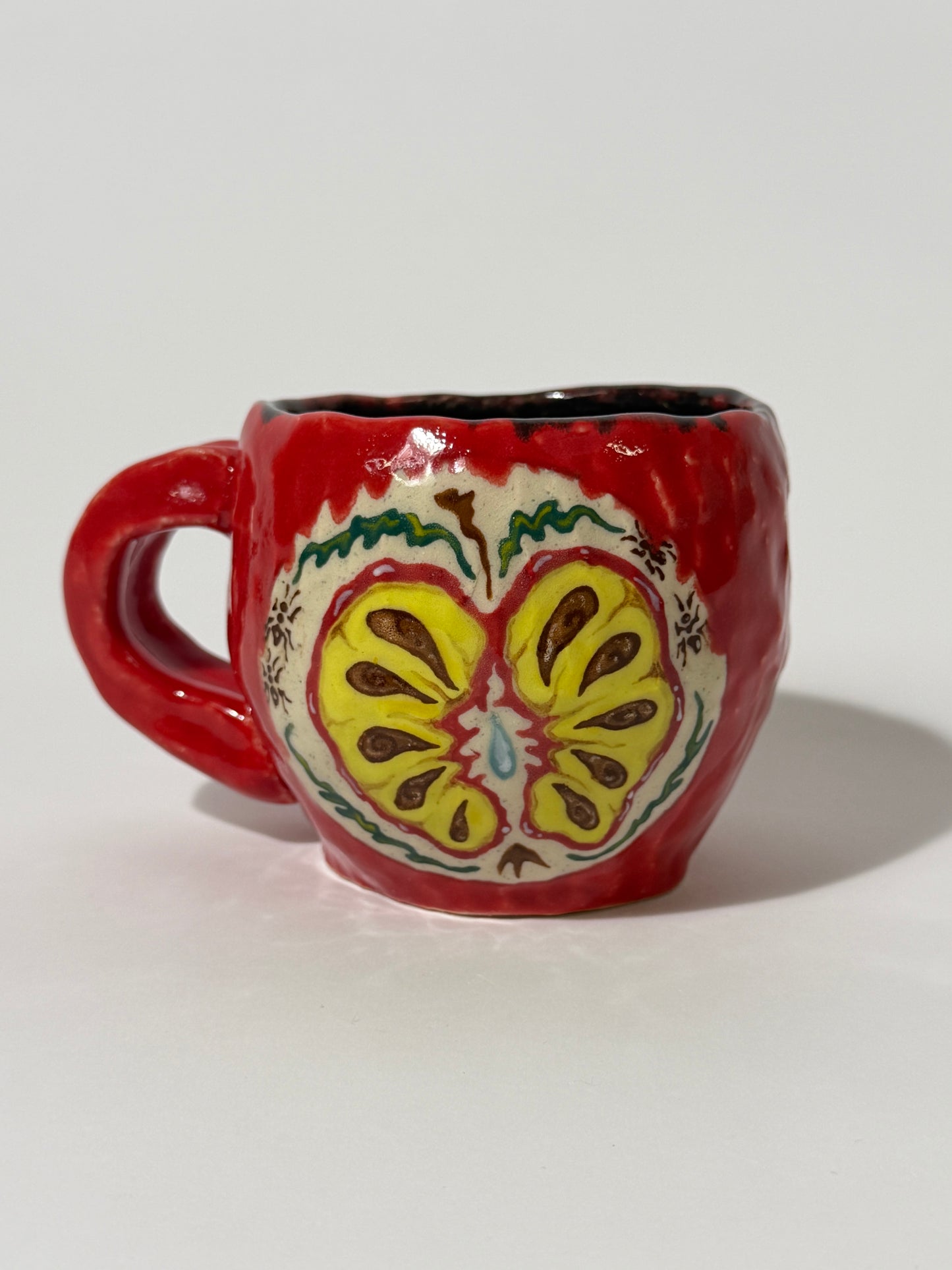 red delicious mug