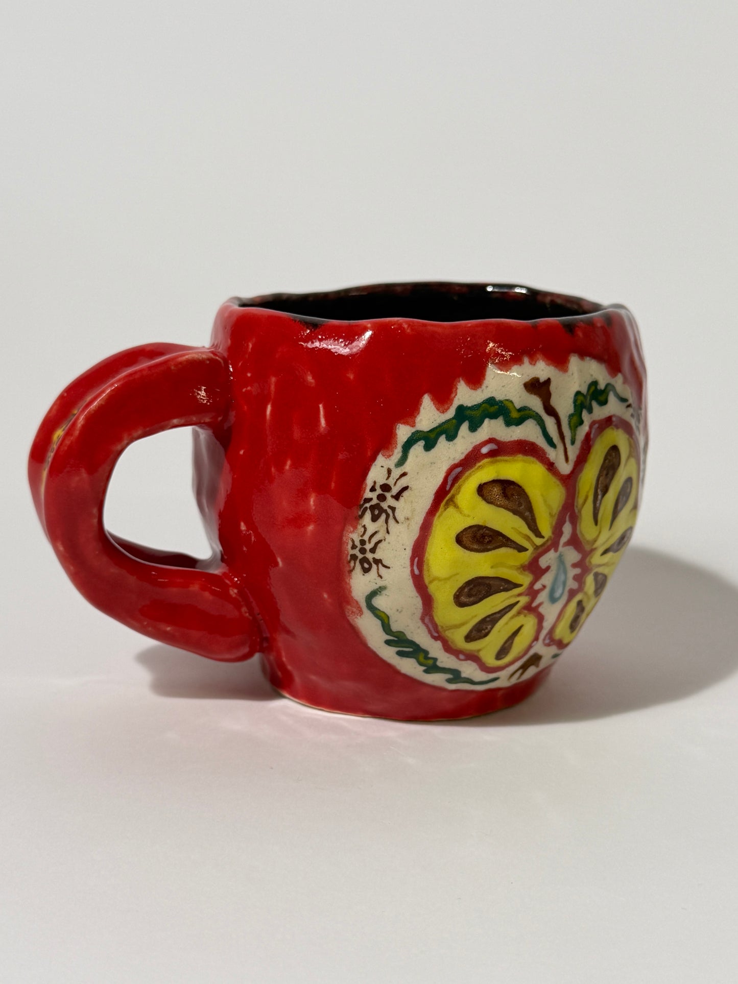 red delicious mug